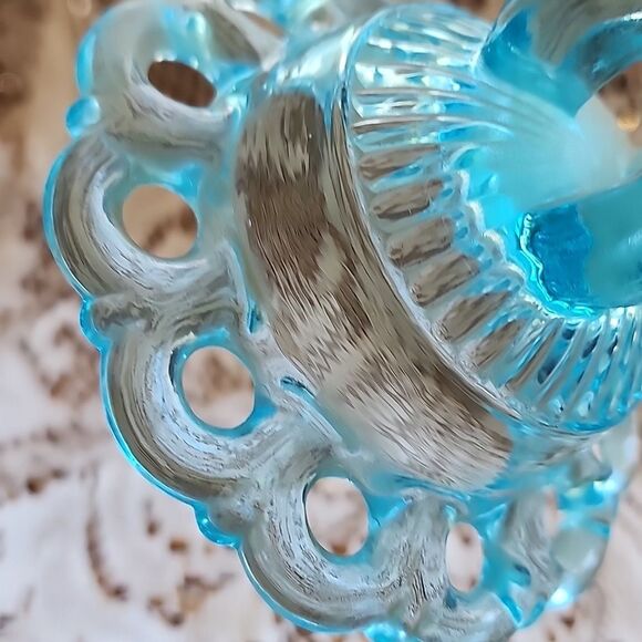 Westmoreland Ice Blue Glass Art Doric Lace Pedestal Dish - Picture 9 of 10